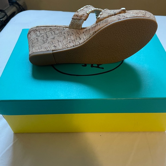 Jack Rogers Sloane Mid Wedge. Size 6 - Picture 6 of 8